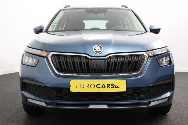 Skoda Kamiq 1.0 TSI 110 pk DSG Scoutline Dynamic Navigatie Apple Carplay/ Android Auto Camera Adaptieve cruise control Stoelverwarming Wegklapbare trekhaak LED-verlichting voor