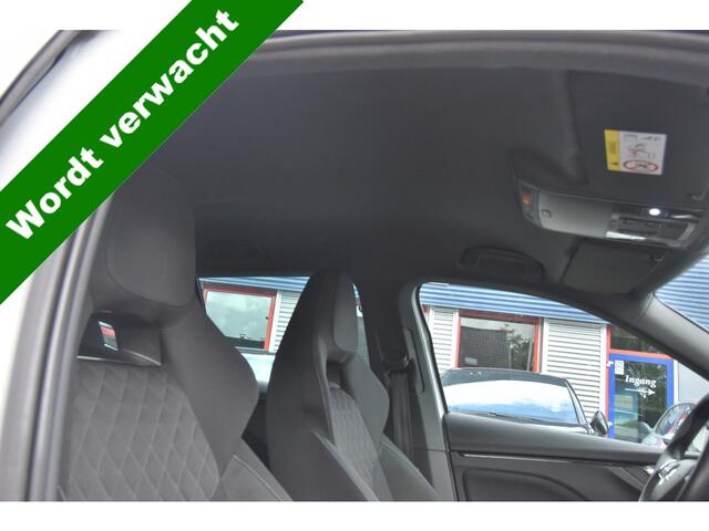 Skoda Kamiq 1.0 TSI Sport Business , TREKHAAK , CLIMATRONIC , V STOEL VERW, LED KOPL , LMV17 ,
