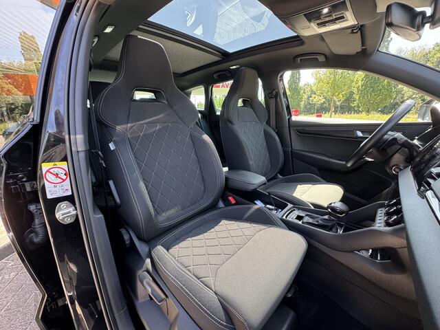 Skoda Karoq 1.5 TSI ACT DSG Sportline Business | Panoramadak | CANTON | 360-graden camera | Matrix-koplampen |