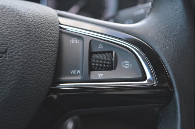 Skoda Karoq 1.5 TSI Autom. Style Busn. Nap / Canton audio / Apple,android / Led kopl. / Clima