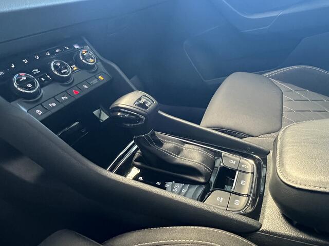 Skoda Karoq 2.0 TSI 4x4 Sportline | Virtual Display | Panorama | Adaptive CC | Lane assist | Dodehoek-assistent - Noodremsyst assist - Snelh-/afstandsreg- Camera Interesse in een bezichtiging of proefrit, bel of app met 06-24282842