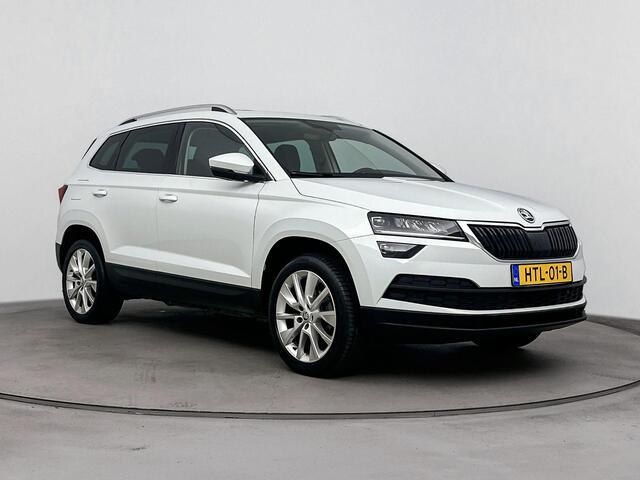 Skoda Karoq 1.0 TSI Style | panorama dak | Cruise control | Navi | Climate Control | Elect.verstelbare stoelen met geheugen | Camera
