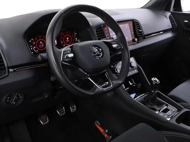 Skoda Karoq 1.5 TSI ACT Sportline Business | Automaat | Apple Carplay / Android Auto | Navigatie | Achteruitrijcamera | Virtual Cockpit | Verwarmde Stoelen | Adaptieve Cruise Control | Elektrische Achterklep | Canton Audio | Climate C