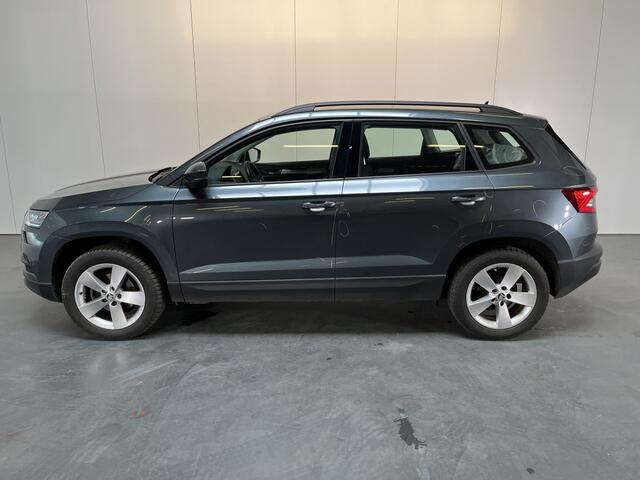 Skoda Karoq 1.5 TSI ACT Ambition / AUTOMAAT/ PARK. SENSOREN V+A/ STOEL VERWARMING/ CRUISE CONTROL/ SMART LINK/ CLIMA/ DAB/ LED/ ISOFIX/ 17'' LMV