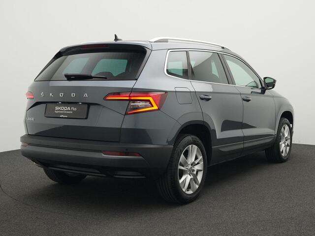 Skoda Karoq 1.0 TSI 115 pk Business Edition | Trekhaak | Achteruitrijcamera | Cruise Control | Carplay | DAB | 17 inch