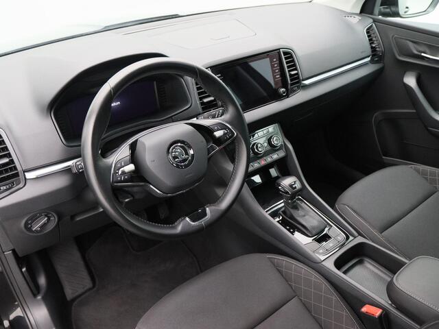Skoda Karoq 1.5 TSi 150 Pk Automaat Business Edition Plus | Trekhaak | Camera | Sensoren | Navigatiesysteem | Cruise Control | LED | Privacy Glass | LED | 16 Inch | 56.605 Km