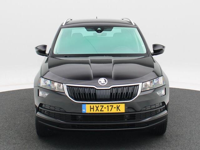 Skoda Karoq 1.5 TSi 150 Pk Automaat Business Edition Plus | Trekhaak | Camera | Sensoren | Navigatiesysteem | Cruise Control | LED | Privacy Glass | LED | 16 Inch | 56.605 Km