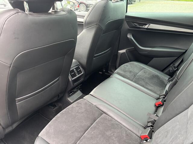 Skoda Karoq 1.5 TSI Style Business Automaat Trekhaak / Panoramadak / Full LED