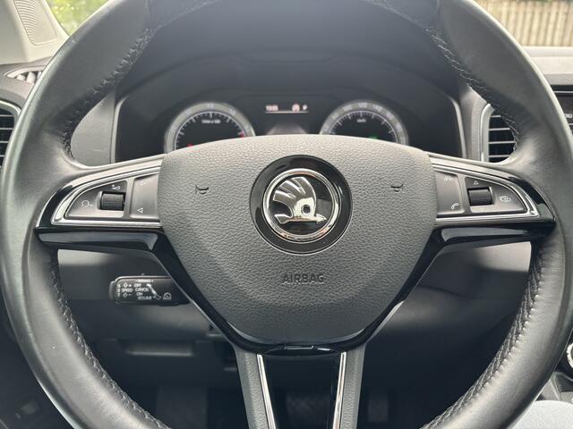 Skoda Karoq 1.5 TSI Style Business Automaat Trekhaak / Panoramadak / Full LED