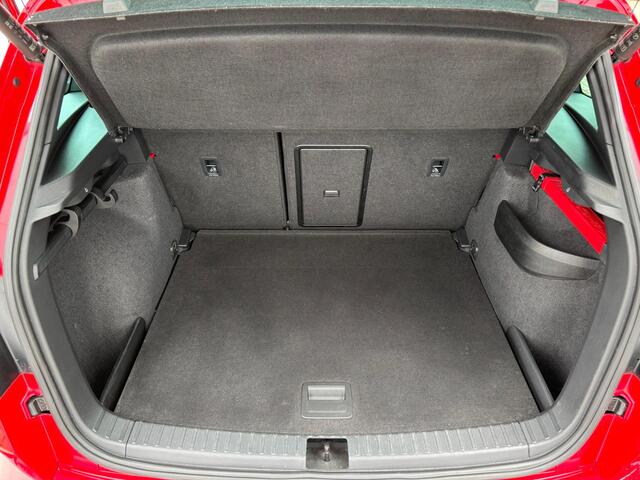Skoda Karoq 1.5 TSI ACT Sportline Business | Panoramadak | Camera |