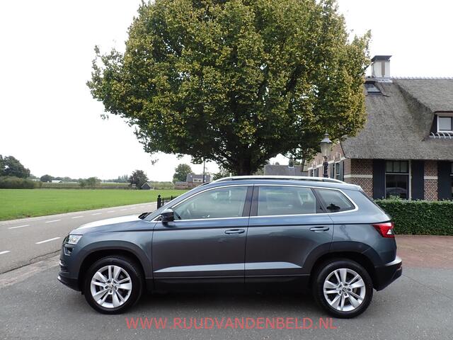 Skoda Karoq 1.5TSI VIRTUAL ACC/CARPLAY/CAMERA/DAB/KEYLESS