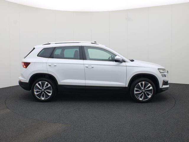 Skoda Karoq 1.5TSI/150PK DSG Business Edition · Panoramadak · Parkeersensoren + Camera · App-Connect · Garantie t/m 25-03-2028 of 60.000km
