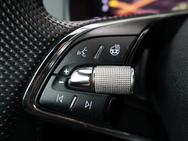 Skoda Karoq 1.5 TSI ACT Sportline Business | 150 PK | Automaat | Adaptive cruise control | Navigatiesysteem |