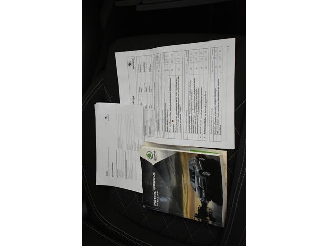 Skoda Karoq 1.5 TSI ACT Sportline Business Sport Stoelen Virtual Cockpit Camera Navi Stoelverwarming