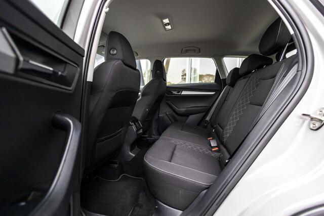 Skoda Karoq 1.0 TSI Business Edition | E-Trekhaak | NL Auto | Carplay