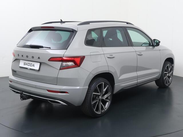 Skoda Karoq 1.5 TSI ACT Sportline Business | 150 PK | Automaat | Panoramadak | Trekhaak wegklapbaar |
