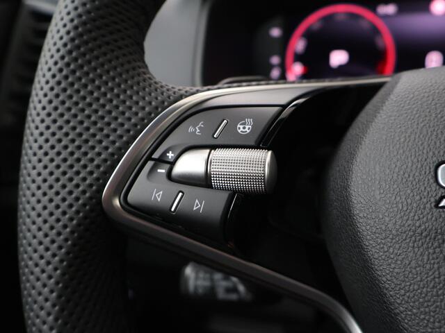 Skoda Karoq Sportline Business 1.5 TSI 150 PK 7 versn DSG | Automaat | Adaptieve Cruise Control | Panorama dak |