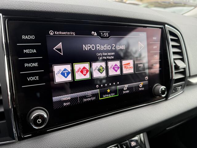 Skoda Karoq 1.5 TSI ACT Business Edition Trekhaak, Carplay/Android