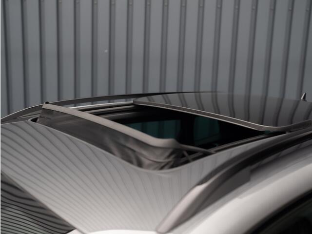 Skoda Karoq 1.5 TSI ACT Sportline Business | Panodak | Trekhaak wegkl. | 360 Camera | 19'' | Elk. A-klep | Prijs Rijklaar!!