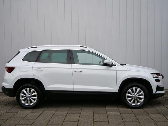 Skoda Karoq 1.5 TSI 150pk ACT Business Edition Automaat Apple Carplay / Camera / Keyless entry