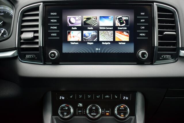 Skoda Karoq 1.5 TSi Business Edition LED | Sportstoelen | Carplay | Keyless | Camera | 17 Inch LMV