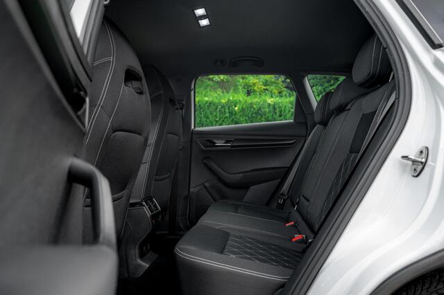 Skoda Karoq 1.5 TSI ACT Sportline Aut. 150pk | el. Trekhaak | ACC | Canton Soundsystem |