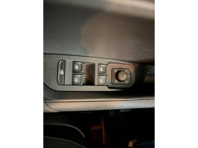 Skoda Karoq 1.0 TSI Clever Edition