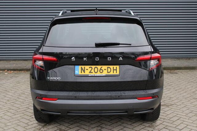 Skoda Karoq 1.5 TSI ACT Business Panoramdak Full-Led Camera DAB+