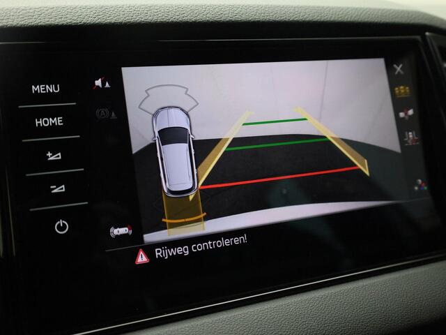 Skoda Karoq 1.5TSI/150PK ACT Sportline DSG · Navigatie · Trekhaak · Apple/Android Car Play · Camera · Garantie tot februari 2029 of 60000km.