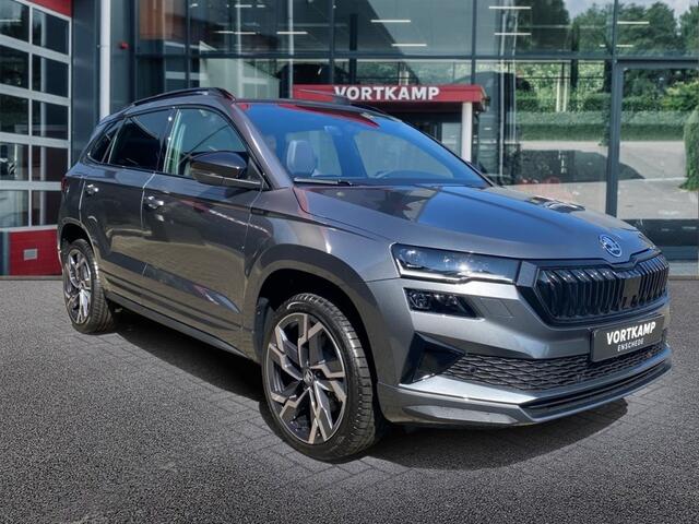 Skoda Karoq 1.5 TSI DSG SPORTLINE PANO-DAK/TREKHAAK/CAMERA/CARPLAY/ACC/STOELVERW