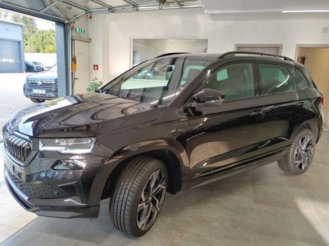 Skoda Karoq 1.5 TSI DSG SPORTLINE TREKHAAK/CAMERA/CARPLAY/ACC/STOELVERW/E-KLEP