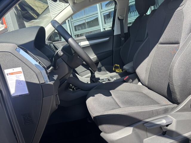 Skoda Karoq 1.0 TSI Business Edition / Applecarplay/Androidauto / Trekhaak Wegklapbaar / Electr. achterklep / Keyless / Led verlichting / Parkeersensoren