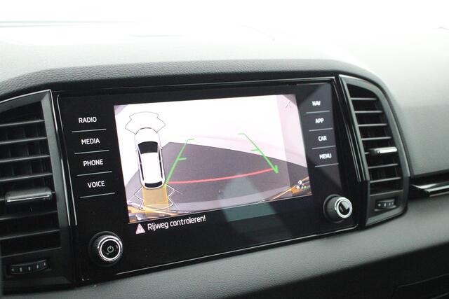 Skoda Karoq 1.5 TSI 150pk DSG Sportline Business Panoramadak Trekhaak Stoelverwarming