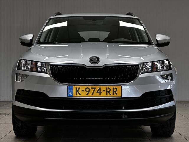 Skoda Karoq 1.5 TSI ACT Business Edition /150PK! /AUTOMAAT! /Apple + Android /DAB+! /Navi /Climat /Cruise /Elek. pakket /Bluetooth /Regensensor /16"LMV /LED Dagrijverl. /PDC /Dakrails.