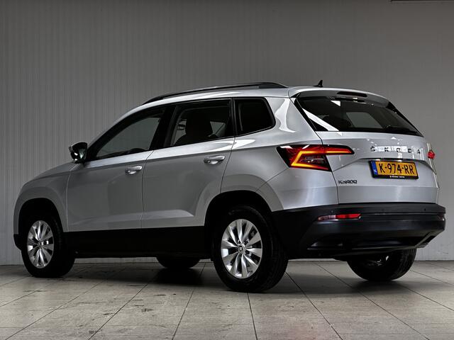 Skoda Karoq 1.5 TSI ACT Business Edition /150PK! /AUTOMAAT! /Apple + Android /DAB+! /Navi /Climat /Cruise /Elek. pakket /Bluetooth /Regensensor /16"LMV /LED Dagrijverl. /PDC /Dakrails.