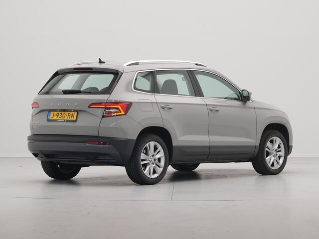 Skoda Karoq 1.0 TSI 115pk Business Edition Plus Navigatie Stoelverwarming Camera Clima Carplay
