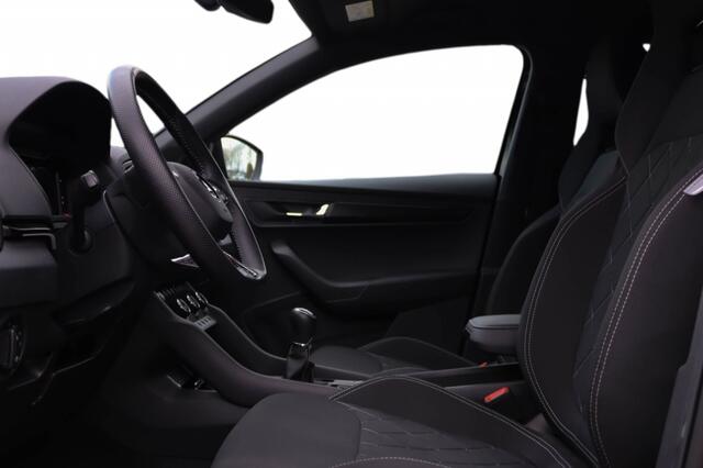 Skoda Karoq Sportline 1.5 TSI Camera l Trekhaak elektrisch l