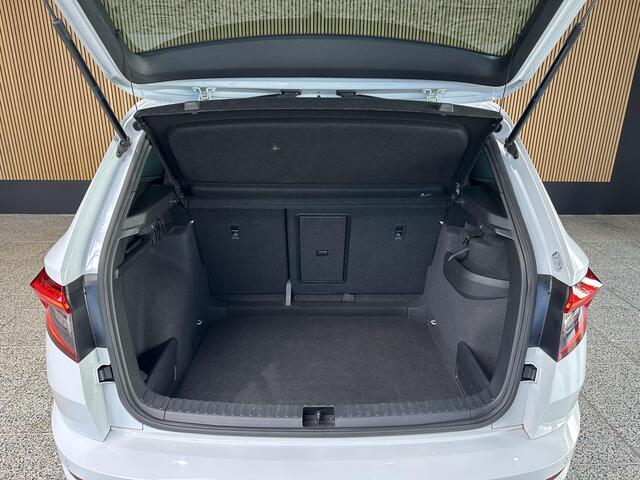 Skoda Karoq 1.5 TSI Sportline Business NL auto | Trekhaak | Camera | Carplay