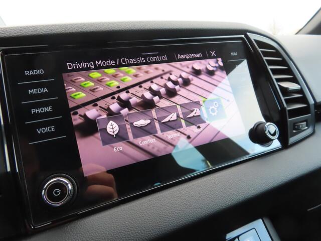 Skoda Karoq 1.5 TSI ACT Sportline Business DSG | all season | verwarmbare achterbank | stuurwiel verwarmbaar | stoelverwarming