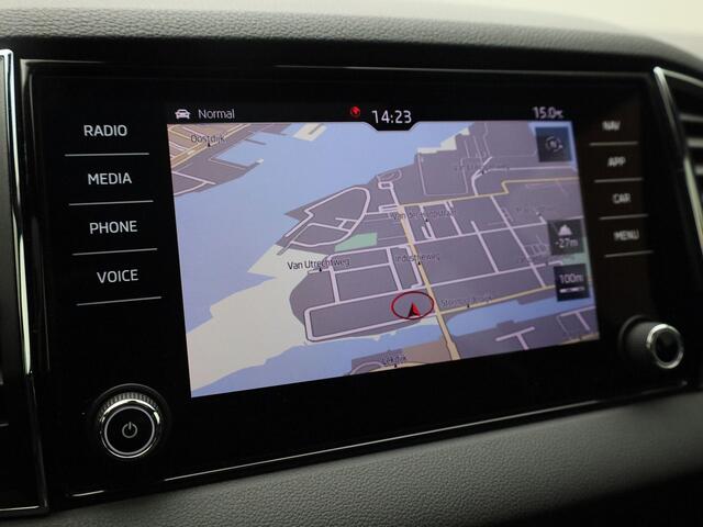 Skoda Karoq 1.5TSI/150PK Sportline Business DSG · Panoramadak · Camera · Trekhaak · Apple/Android