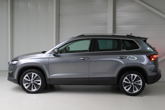 Skoda Karoq 1.5 TSI ACT Business Edition Apple Carplay | Android Auto | Stoelverwarming | 18" Velgen |