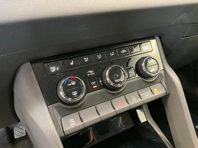 Skoda Karoq TSI 116PK SELECTION CARPLAY/LED/ECC auto komt binnen!