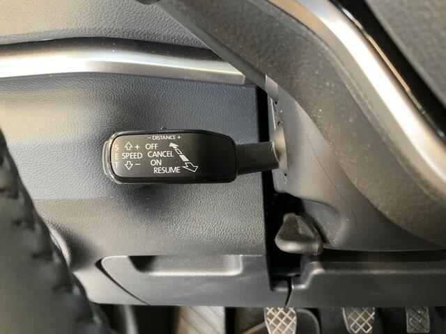 Skoda Karoq TSI 116PK SELECTION CARPLAY/LED/ECC auto komt binnen!