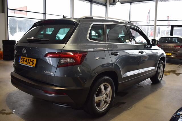 Skoda Karoq 1.5 TSi Automaat Style Business LED | Carplay | Keyless | Full Map Navi | Trekhaak | 18 Inch LMV