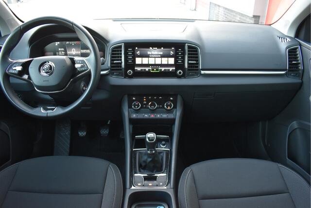 Skoda Karoq 1.5 TSI ACT Business Edition Virtual cockpit, Cruise, Camera, Carplay, PDC, Climatronic