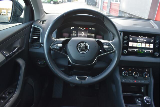 Skoda Karoq 1.5 TSI ACT Business Edition Virtual cockpit, Cruise, Camera, Carplay, PDC, Climatronic