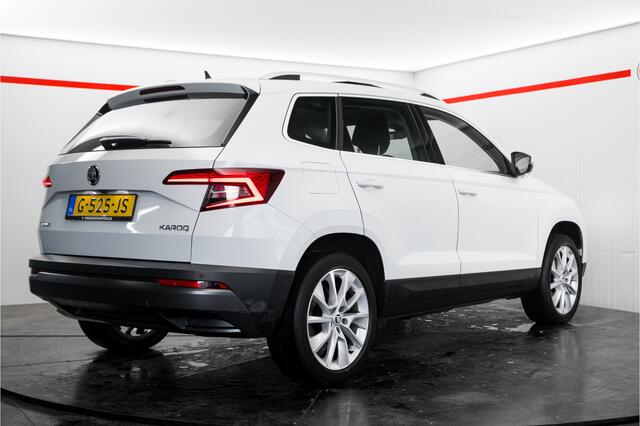 Skoda Karoq 1.5 TSI ACT Style Business Panoramadak Leder Klaptrekhaak Canton audio