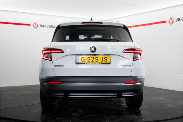 Skoda Karoq 1.5 TSI ACT Style Business Panoramadak Leder Klaptrekhaak Canton audio