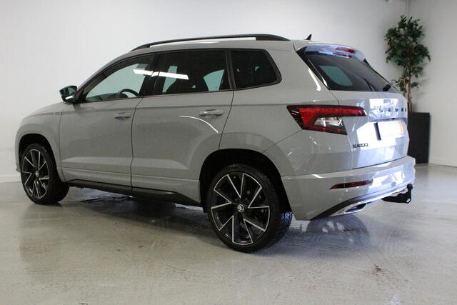 Skoda Karoq 1.5 TSI ACT Sportline Business | BLINDSPOT | SFEER | 19'LMV | CARPLAY | ACC | STOEL-VERW | DAB | KEYLESS |