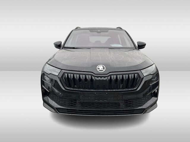 Skoda Karoq 1.5 TSI ACT 150pk Sportline DSG Automaat Panoramadak / Lederen interieur / Navigatie / Elektrisch verstelbare voorstoelen met geheugen / Camera